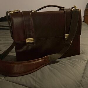 Wilson’s Leather Messenger-style burgundy attaché case